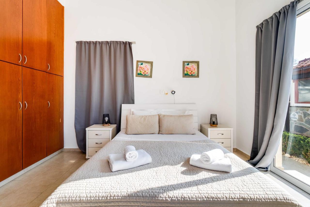 Bungalow Summerside By Ezoria Villas Коръл бей Екстериор снимка